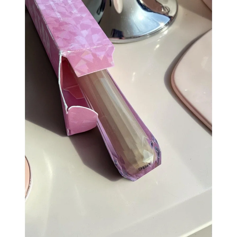 Jeffree Star Cosmetics - Magic Star Liquid Concealer - Shade:  C16.5 - *NIB*